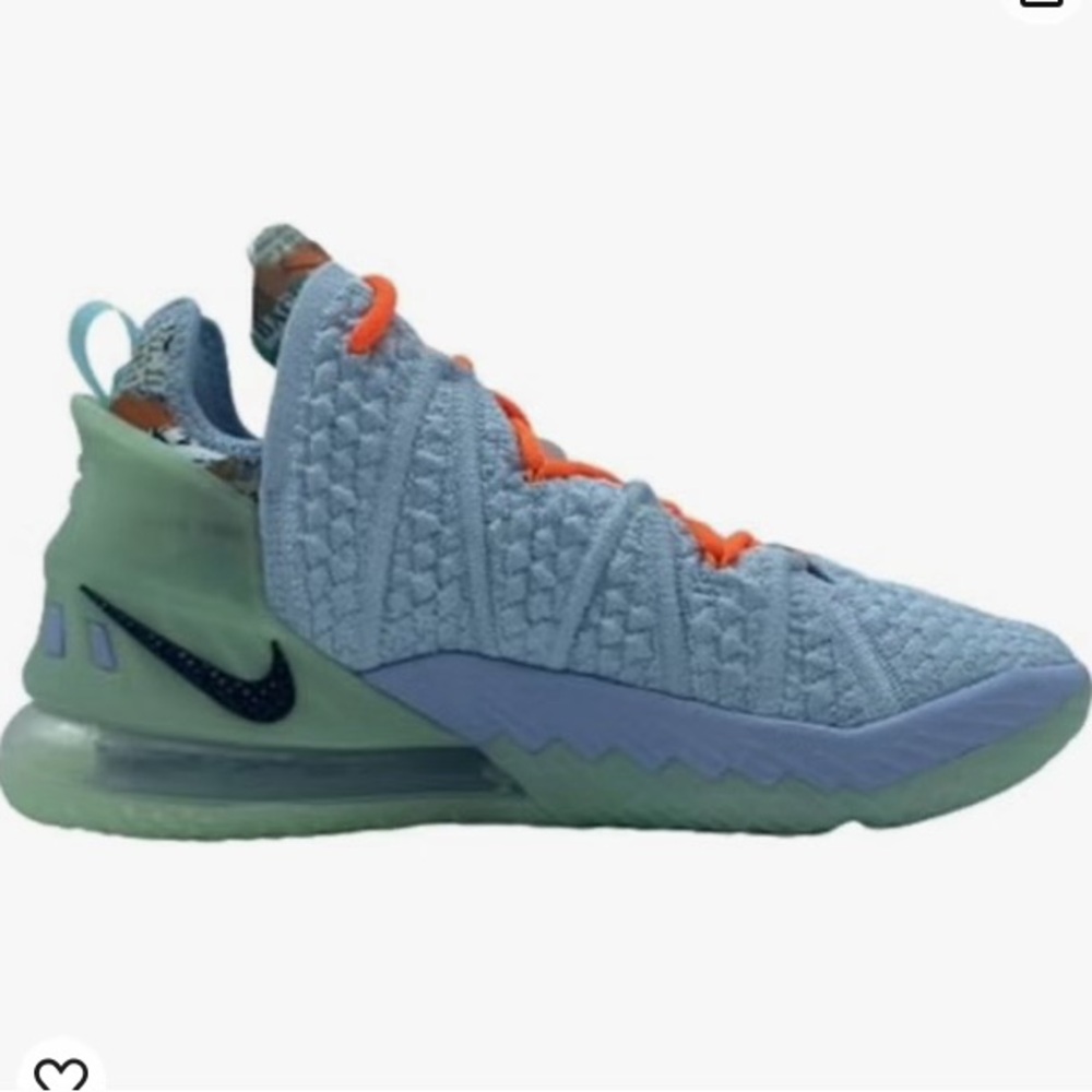 Nike Men's Light Blue and Mint Green Athletic Shoes with Orange Laces